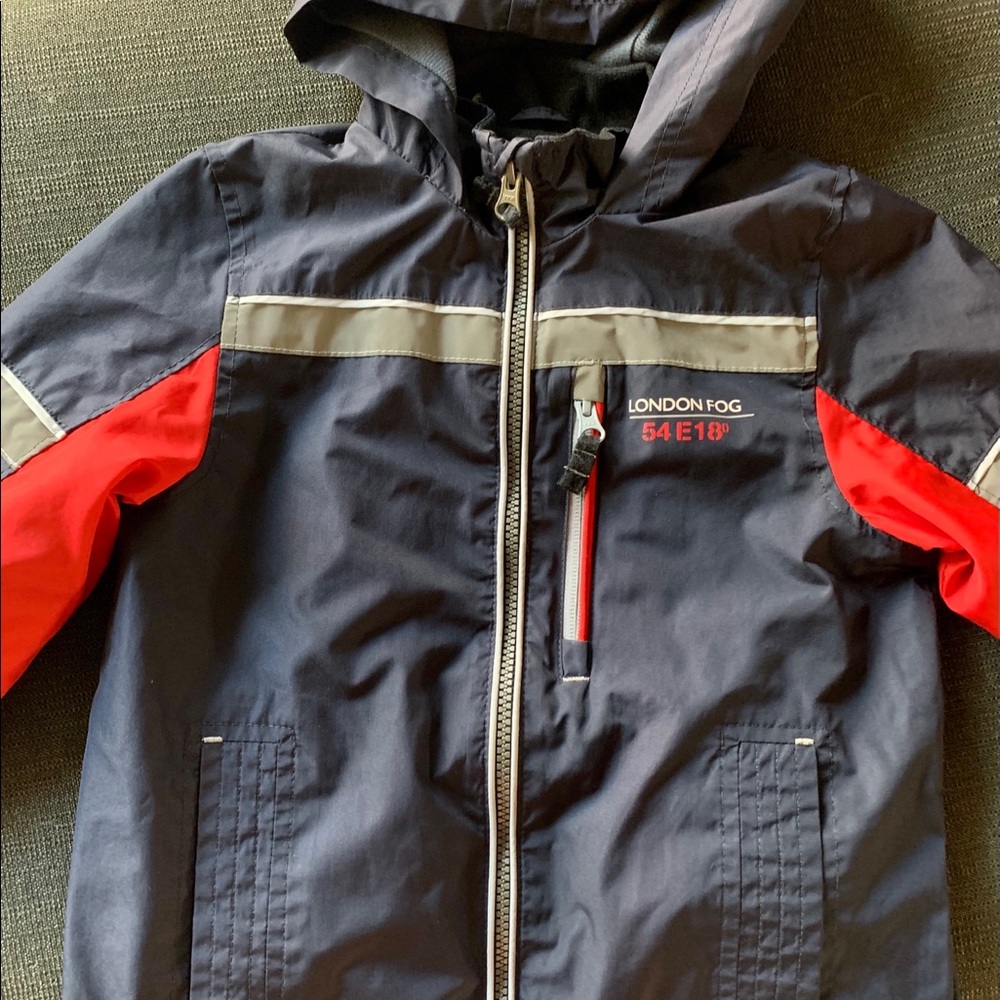 London Fog Boys rain jacket great condition. Sz 5